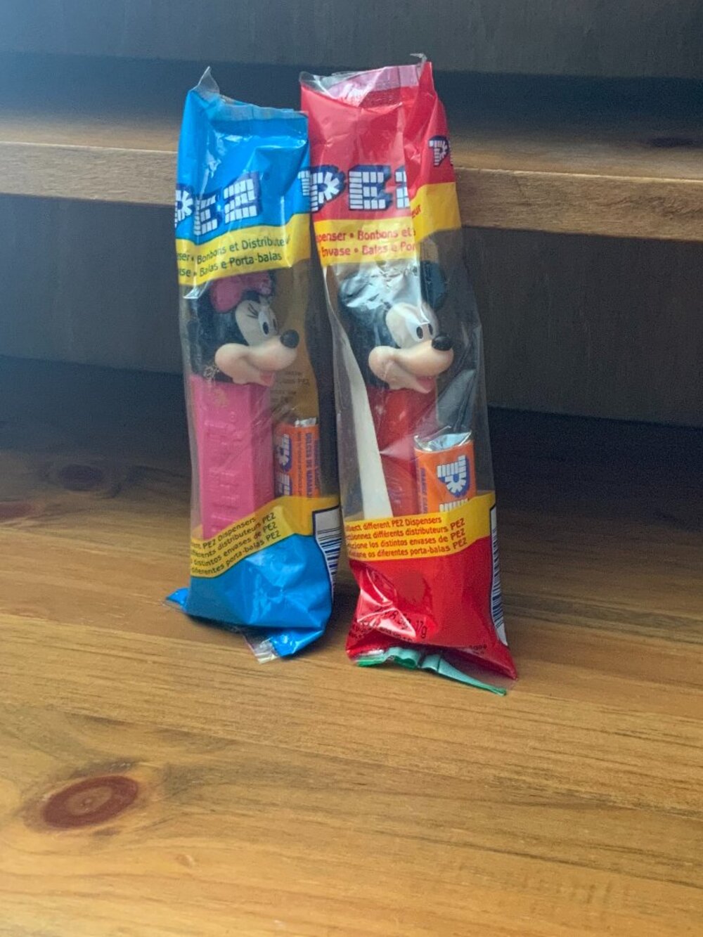 MICKEY & MINNIE MOUSE PEZ DISPENSERS BRAND NEW IN BAG